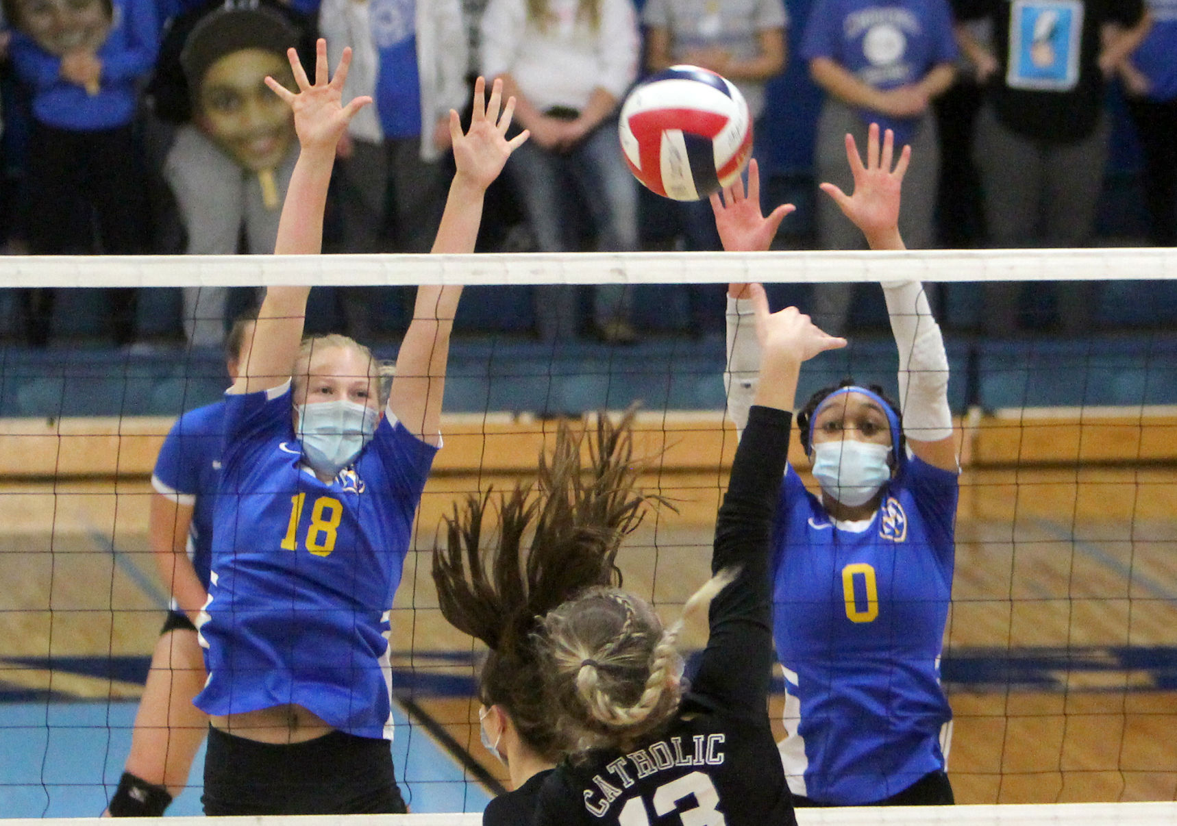 McDonell volleyball vs Catholic Central at Division 4 state championship 11-7-20